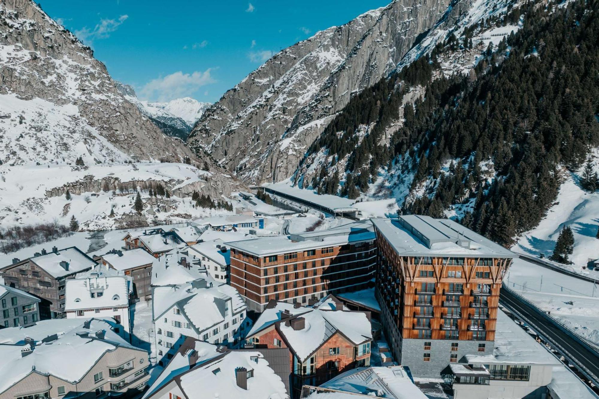 Radisson Blu Hotel Reussen, Andermatt Exterior photo